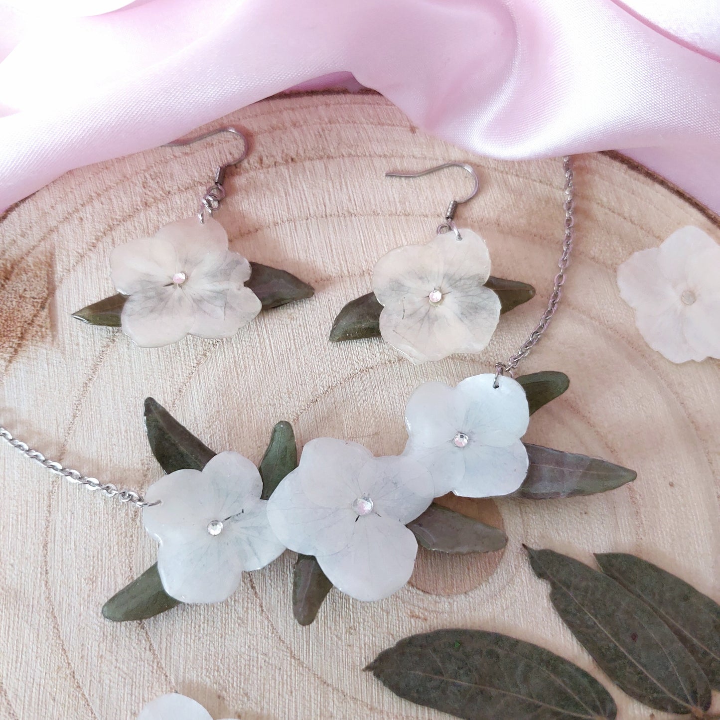 Collana e Orecchini "Soffio di Luce"