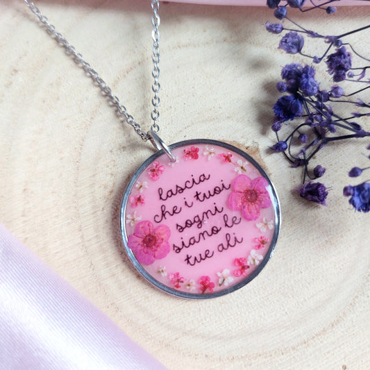 Collana “Lascia che i tuoi sogni siano le tue ali”
