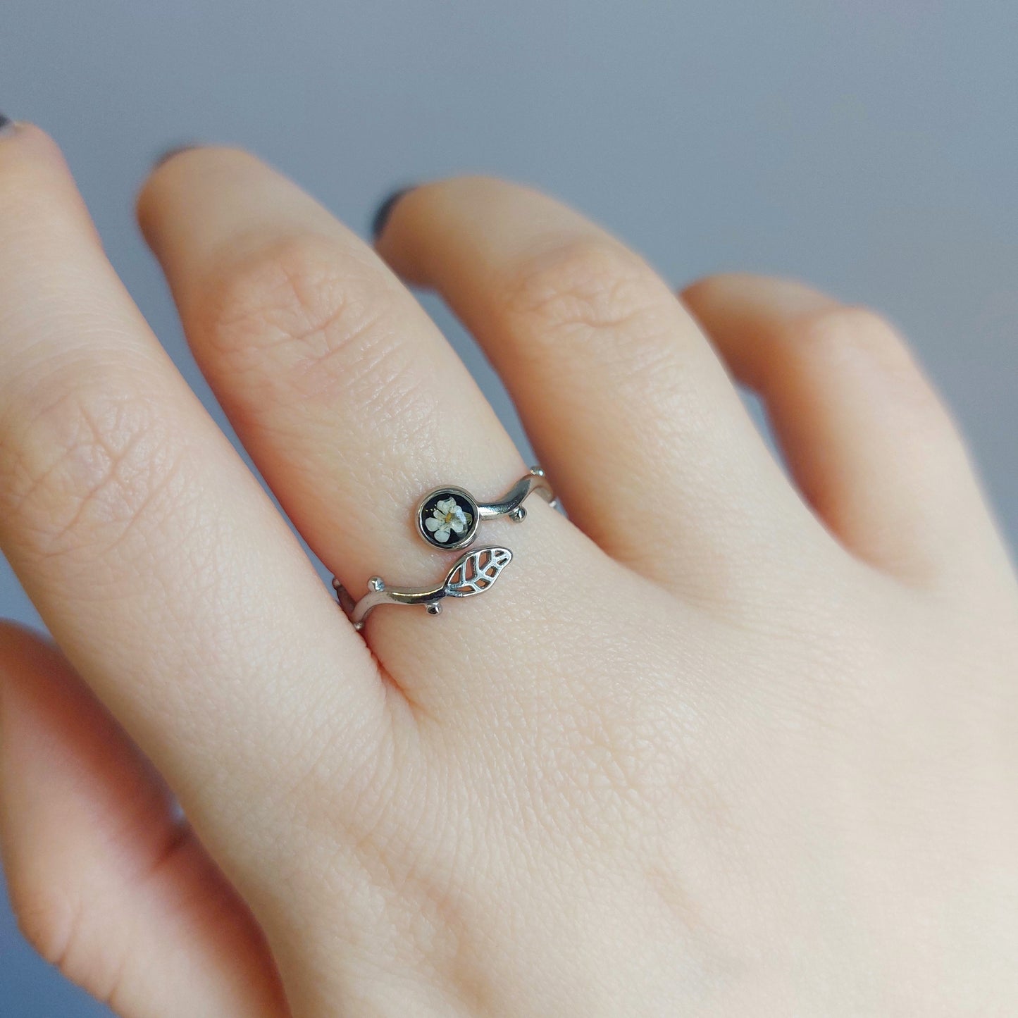 Anello "Intreccio Fiorito"
