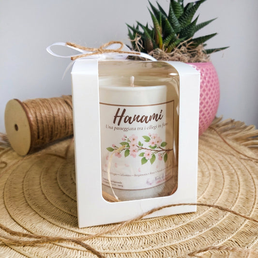 Candela Fatta a Mano Fior di Luna "Hanami" - Fiori di Ciliegio, gelsomino, bergamotto, rosa, sandalo e muschio