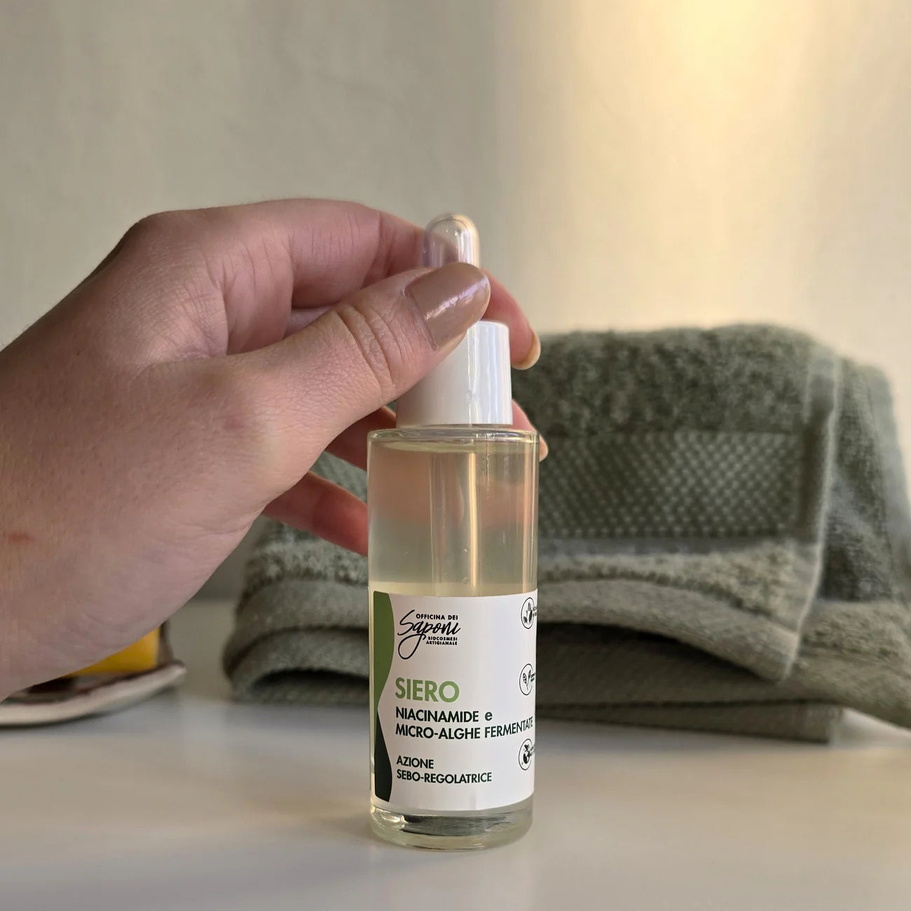 Siero Niacinamide e Micro Alghe Fermentate Sebo-regolatore - Officina dei Saponi