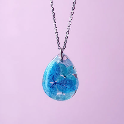 Paure Botanica "Essenza d'Ortensia" - Collana e Orecchini con Ortensie blu - Fatti a mano