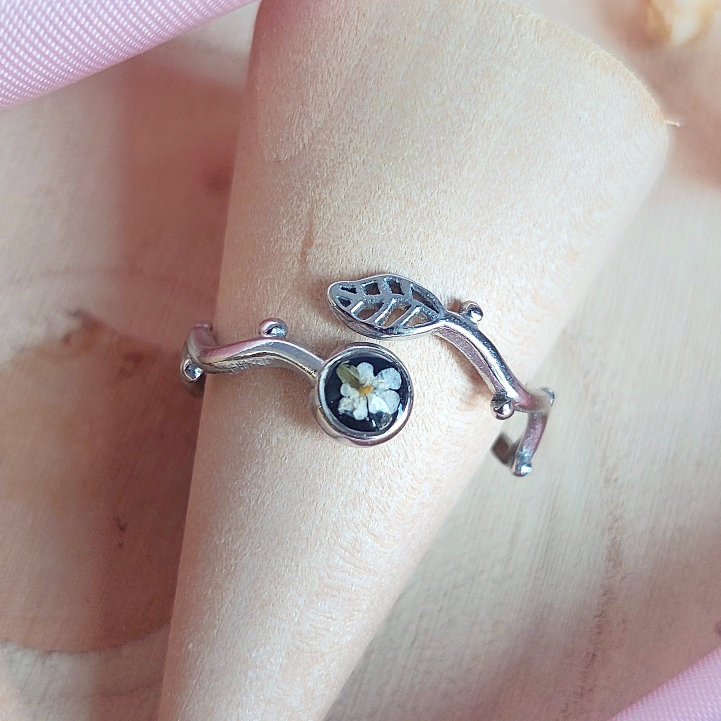 Anello "Intreccio Fiorito"