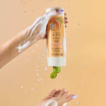 Doccia Shampoo Family Arancio Bio e Vitamina C Idratante e Rivitalizzante 500ml - La Saponaria