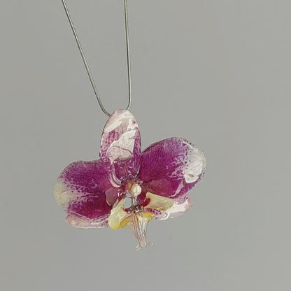 Collana Orchidea Viola