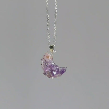 Collana Mezza Luna con fiori e chips di Ametista