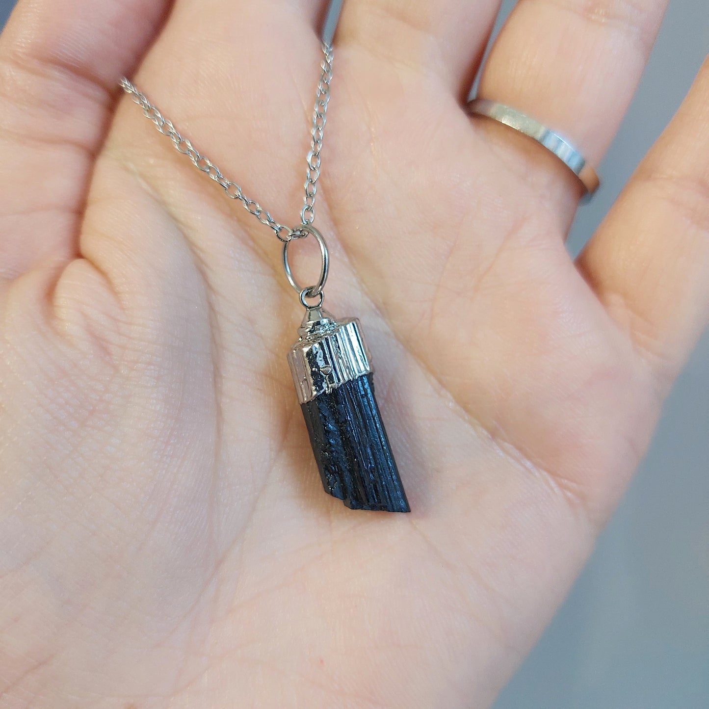 Collana con punta di Tormalina Nera